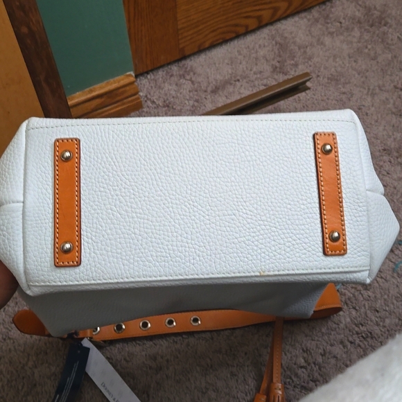 Dooney & Bourke Hobo Purse - Picture 5 of 5